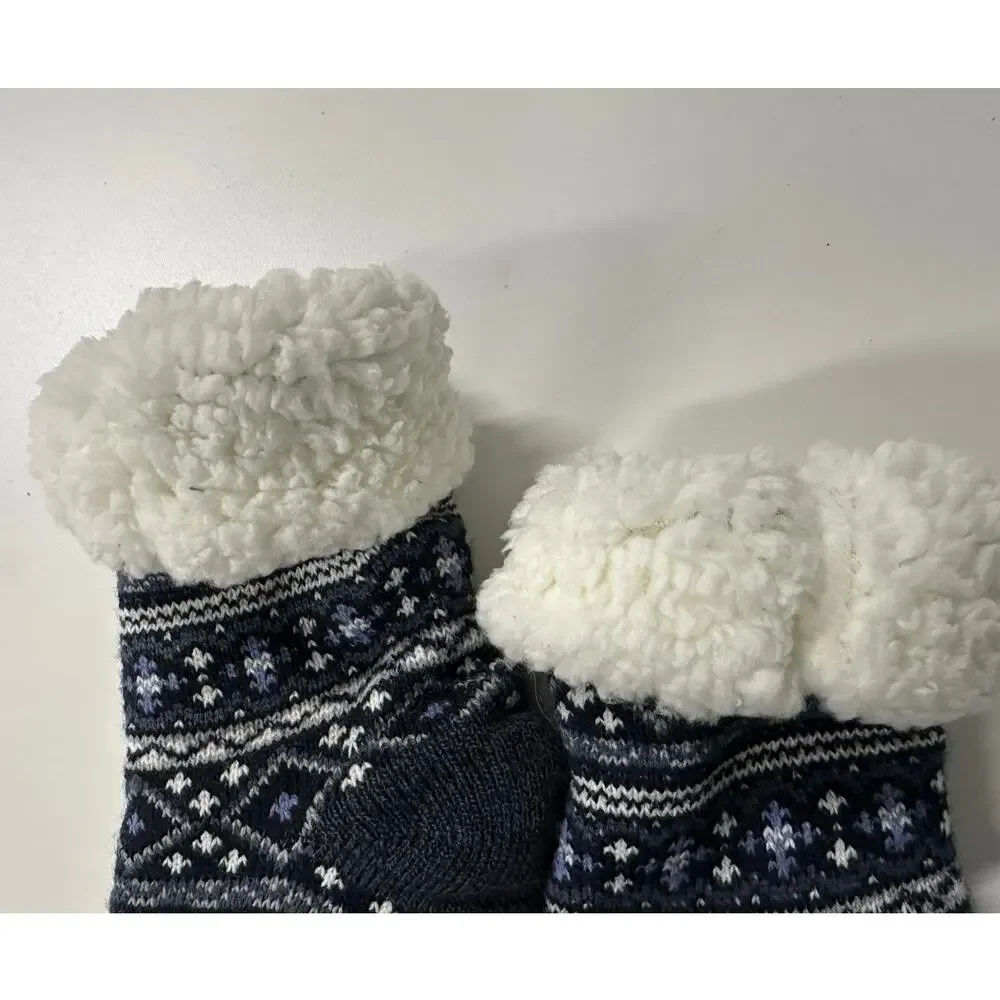 Muk Luks Slipper Socks NWOT Charcoal Gray Pattern
